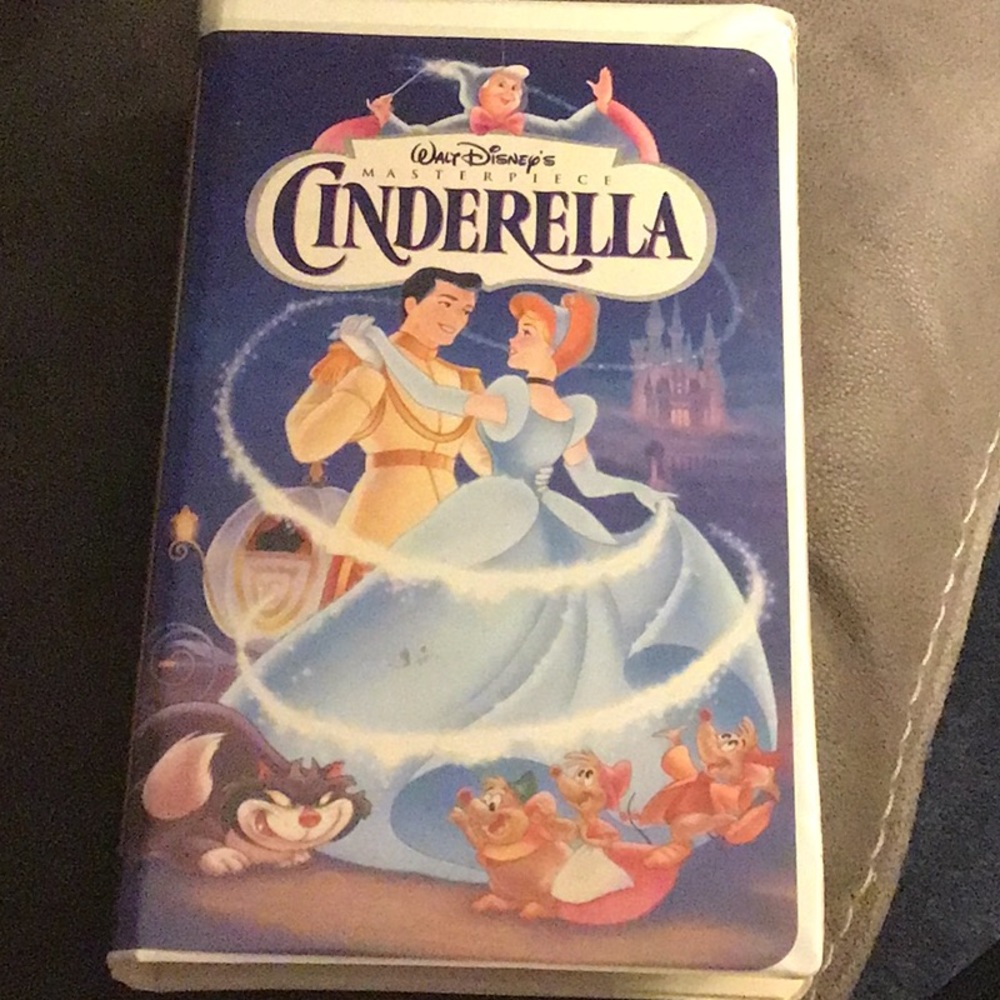 CINDERELLA, VHS TAPE - Picture 2 of 3